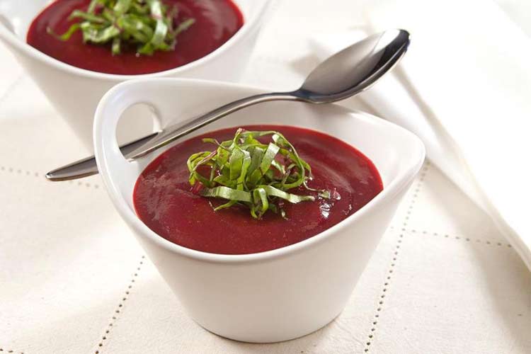 2 Receitas Deliciosas Batido de Iogurte com Morango e Sopa de Beterraba 2 Como fazer Sopa de Beterraba