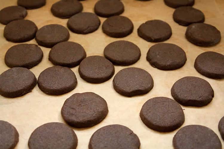Biscoitos de Chocolate Amargo