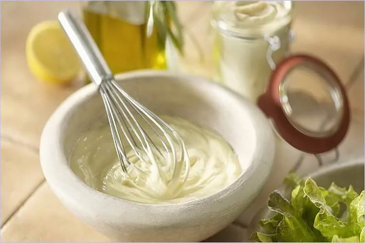 Como fazer Maionese Caseira, confira aqui as 6 receitas 2 Como fazer Maionese Caseira