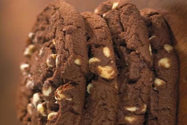 Como fazer Cookies de Chocolate Com Castanha do Para