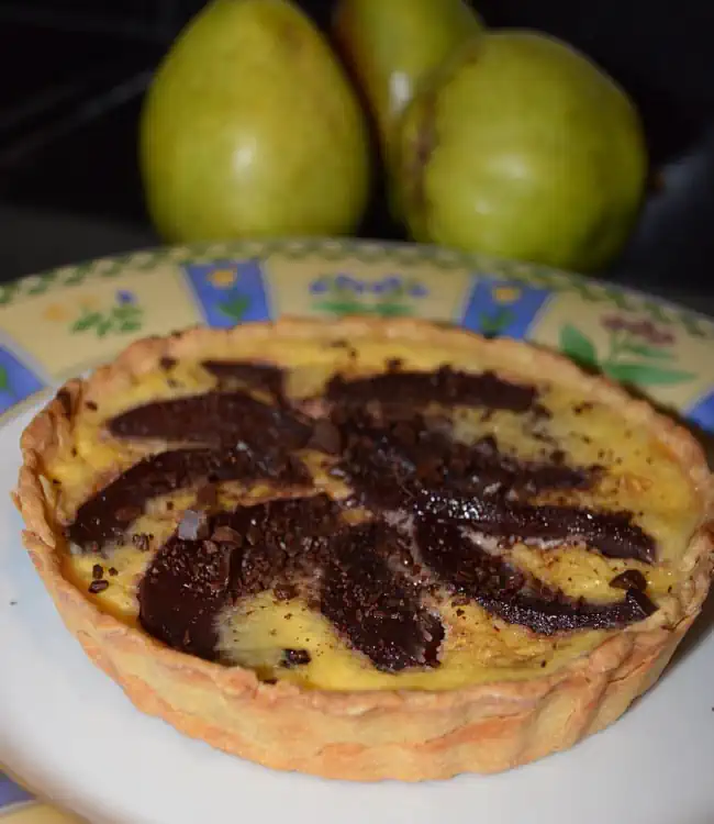 Como fazer Torta de Chocolate com Peras ao Vinho 2 Torta de Chocolate com Peras ao Vinho
