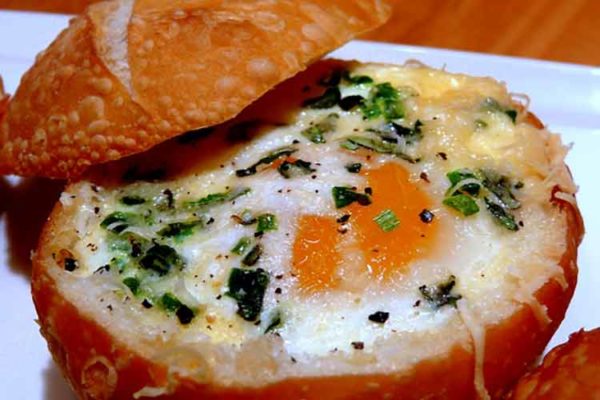 Receita de Mini Paes Italianos Recheado com Ovos