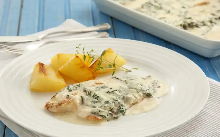 Filé de Peixe com Molho