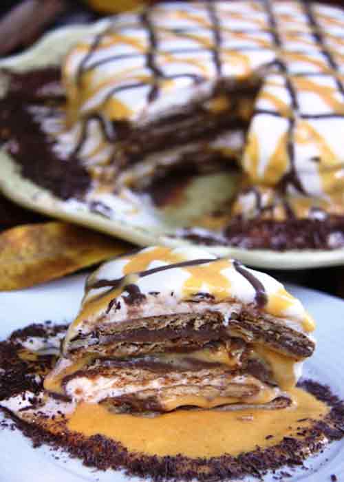 Bolo de Bolacha com 3 Cremes Bolo de Bolacha com 3 Cremes