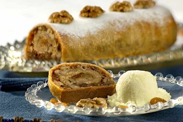 Strudel de Abacaxi com Nozes 2 Strudel de Abacaxi com Nozes 2