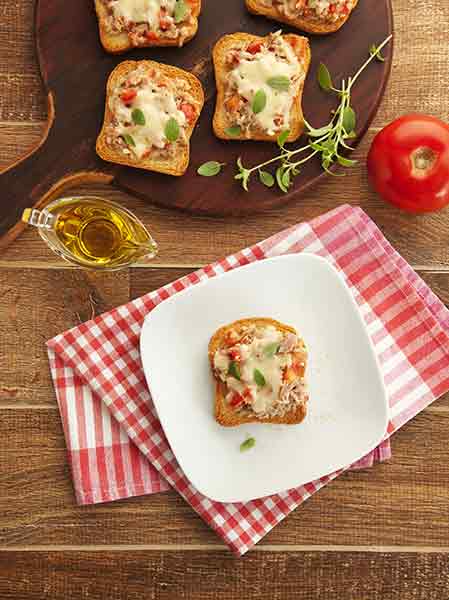 Como fazer Minipizza Light de Atum 2 Como fazer Minipizza Light de Atum 2