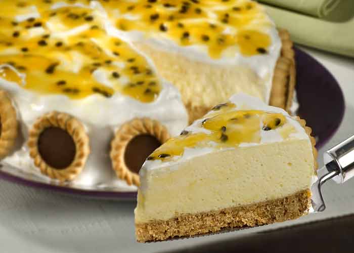 Torta Mousse de Maracujá com Marshmallow Torta Mousse de Maracujá com Marshmallow