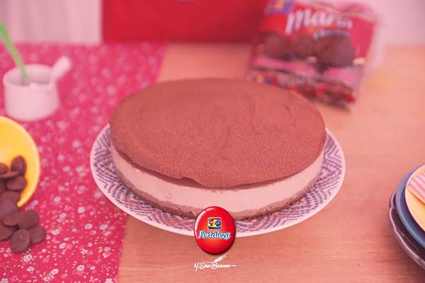 Como fazer Torta de Capuccino com Chocolate Amargo 2 Como fazer Torta de Capuccino com Chocolate Amargo