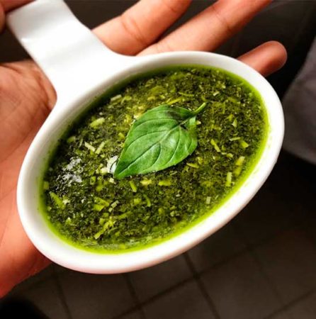 Como Fazer Pastinha de Tofu e Molho Pesto Como Fazer Pastinha de Tofu e Molho Pesto