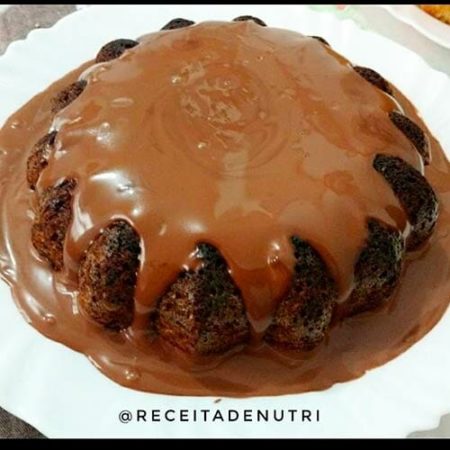Bolo Vulcão de Cenoura Low Carb Bolo Vulcão de Cenoura Low Carb