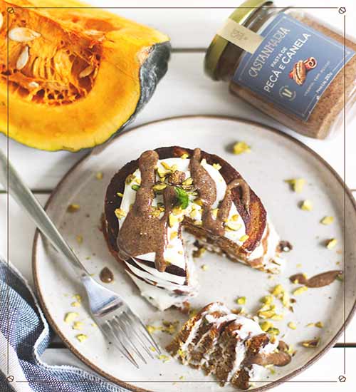 Panquecas de Abóbora com Creme de Castanha de Caju Panquecas de Abóbora com Creme de Castanha de Caju