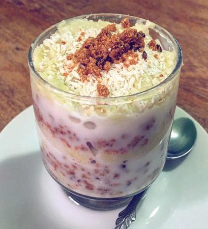 Pavê de Coco com Biscoito Integral Pavê de Coco com Biscoito Integral