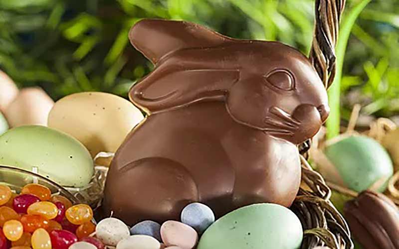 Coelho Recheado de Chocolate Pirulitos de Chocolate Para Festa. E que tal sair um pouco do tradicional ovo de páscoa, e fazer algo divertido e gostoso, como coelhinhos recheados e pirulito de chocolate