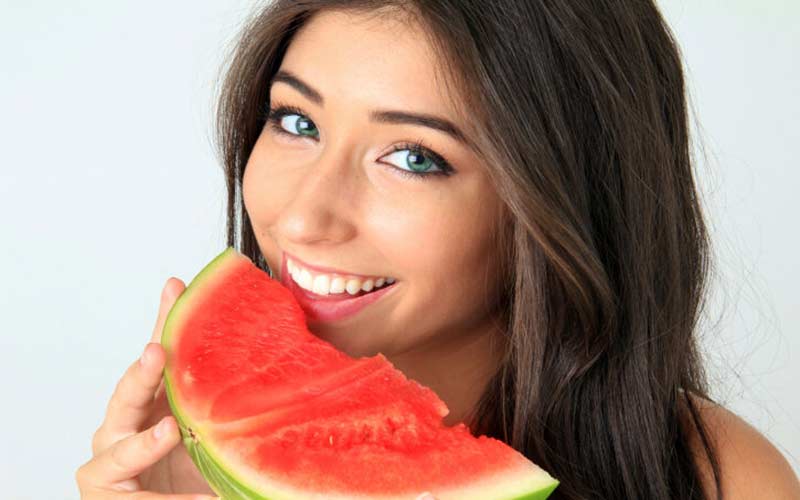 Dicas de 5 Alimentos Que deixam Sua Pele Como Pêssego Dicas de 5 Alimentos Que deixam Sua Pele Como Pêssego
