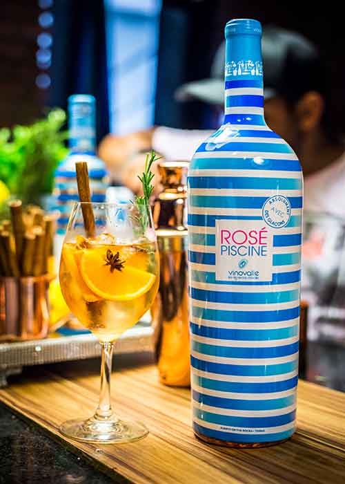 5 Receitas Refrescantes de Drinks de Verão Rosé Piscine 5 Receitas Refrescantes de Drinks de Verão Rosé Piscine