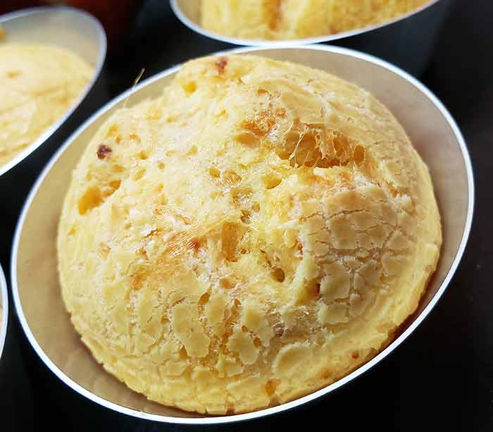Receita de Pão de Queijo mineiríssimo com calabresa e pimenta biquinho 2 Receita de Pão de Queijo mineiríssimo