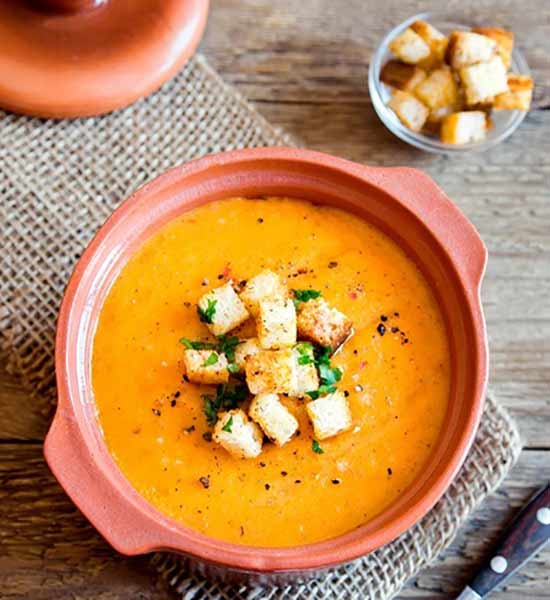 Sopas que Ajudam Aumentar a Imunidade! Sopa de Abóbora e Inhame com Crocante 2 Sopas que Ajudam Aumentar a Imunidade