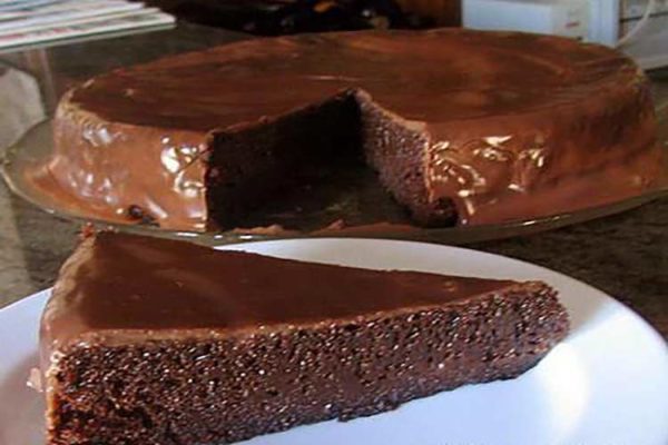 Bolo Delicia Cremosa de Chocolate sem farinha