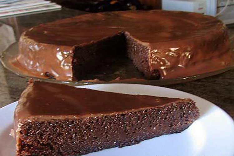 Bolo Delícia Cremosa de Chocolate sem farinha