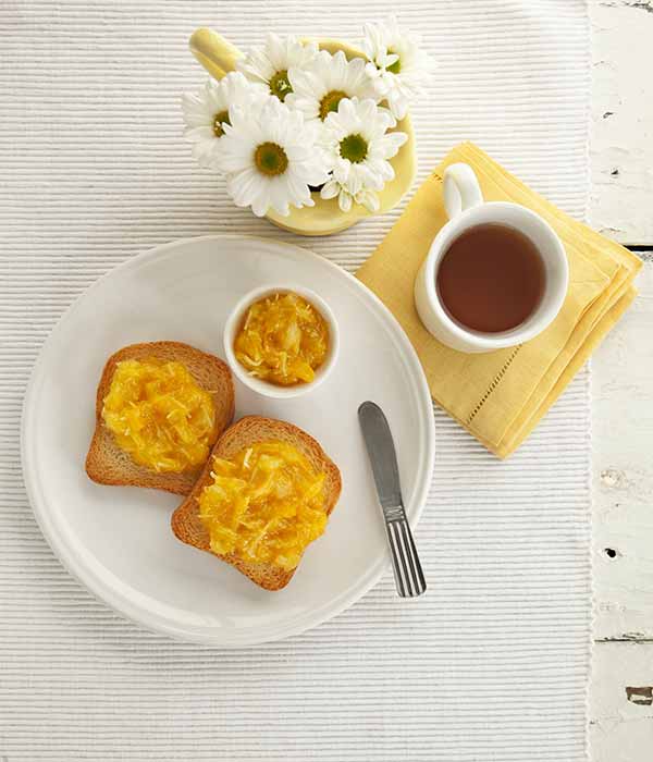 3 Receitas leves e refrescantes. Torradas com Geleia, Salada Fria de Penne e Torta Tropical 2 3 Receitas leves e refrescantes