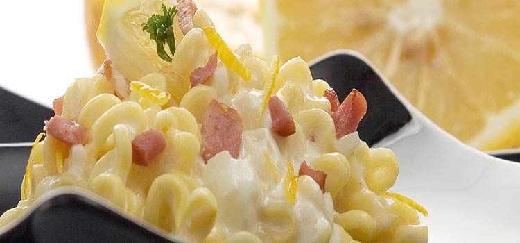Faça essas 2 receitas deliciosas Espaguete Nissin com Carne Seca, Requeijão e Mel e Espaguete Nissin Sicilano 2 Espaguete Nissin com Carne Seca, Requeijão e Mel