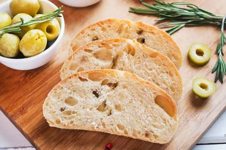 Pão Italiano Ciabatta com Azeitona e Alecrim