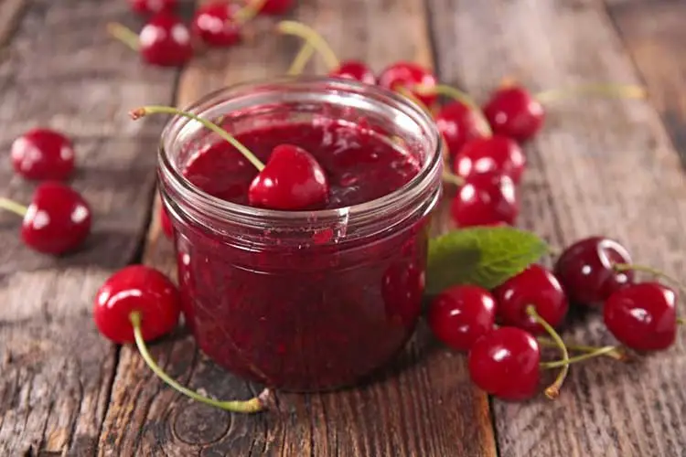 Como fazer 9 Receitas de Geleias Simples para saborear com suas torradas 8 Receitas de Geleias Simples