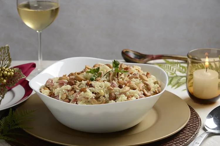 Cardápio Completo para o Natal! Aprenda a preparar Peru de Natal, Farofa de Frutas, Arroz com Amêndoas e Bolo de Mel com Maçã 3 Bolo de Mel com Maçã