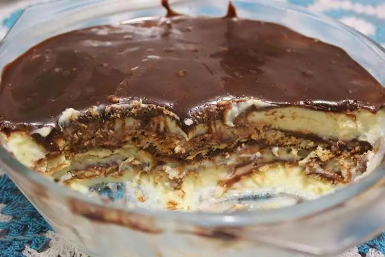 13 Deliciosas Receitas de Natal – Opções Pratos Principais e Sobremesas para sua ceia deliciosa 10 Pavê de Chocolate e Creme