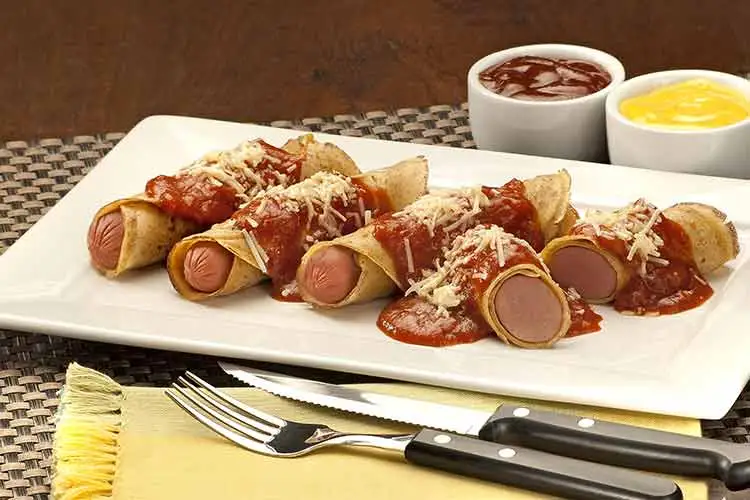 Crepe de Hot Dog e Muffins de Chocolate. Férias na cozinha: Aprenda 2 receitas fáceis para fazer em casa 3 Crepe de Hot Dog e Muffins de Chocolate