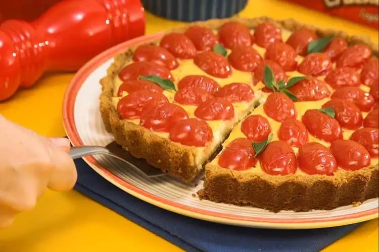Torta de Queijo com Tomate