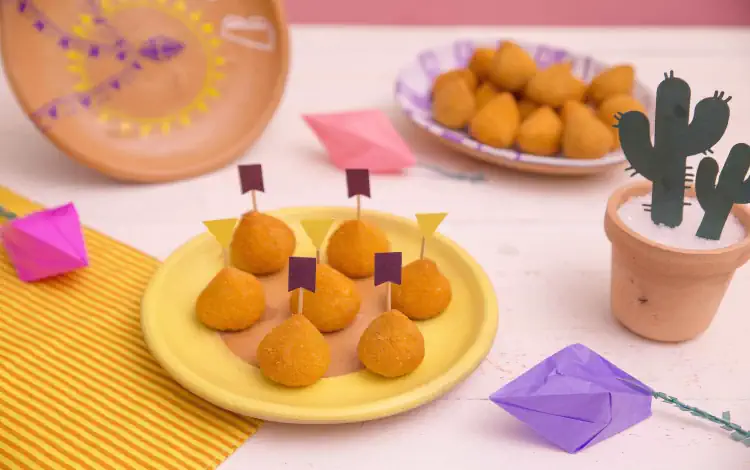 Boteco em casa: Receita de 3 Petiscos Irresistíveis. Coxinha de aipim Bolinho de Bacalhau e Croquete de Carne 2 Receita de 3 Petiscos Irresistíveis