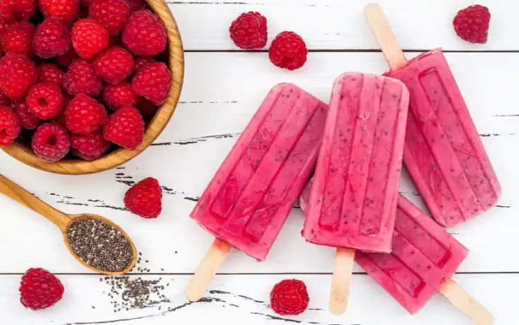 10 Deliciosas Receitas de Sorvetes e Picolés FIT 10 Receitas de Sorvetes e Picolés FIT
