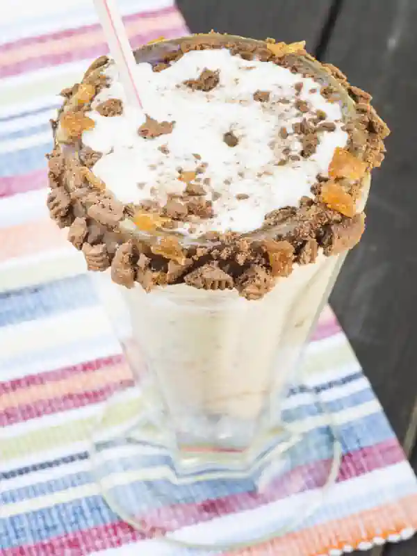 Aprenda a fazer 2 Receitas de Milk-shakes Incríveis e Deliciosos 2 Receitas de Milk-shakes Incríveis
