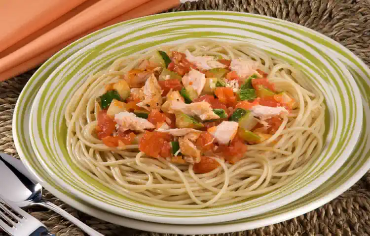 Para auxiliar na escolha do cardápio, veja como fazer 3 Diferentes Pratos Principais, que combinarão com seus sabores favoritos 4 Diferentes Pratos Principais