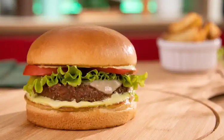 Dia do Hambúrguer: Confira 4 Receitas de Hambúrguer Práticos e Saborosos 2 Receitas de Hambúrguer Práticos