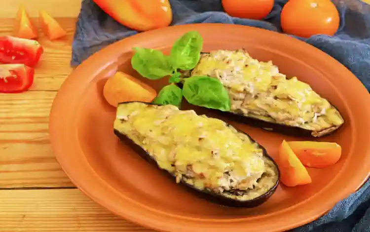 20 Incríveis Receitas de Berinjela Recheada com Carne Moída 2 Receitas de Berinjela Recheada