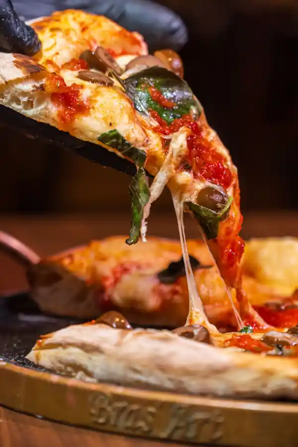 Pizza Napolitana com Fermentação Natural 2 Pizza Napolitana
