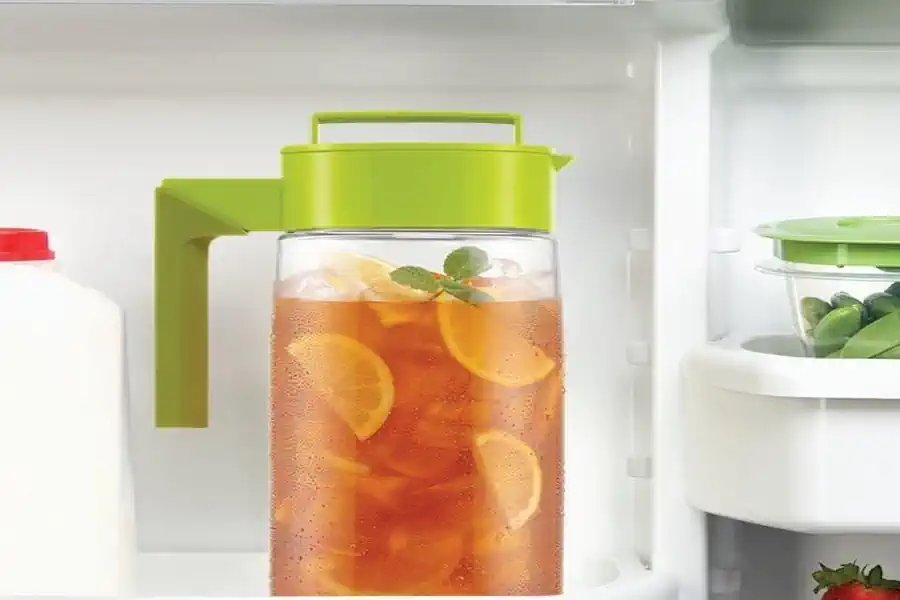 Testei a Takeya 2.0L: A "Máquina" de Chá Gelado que Promete Revolucionar seu Verão 2 Takeya 2.0L A Máquina de Chá Gelado